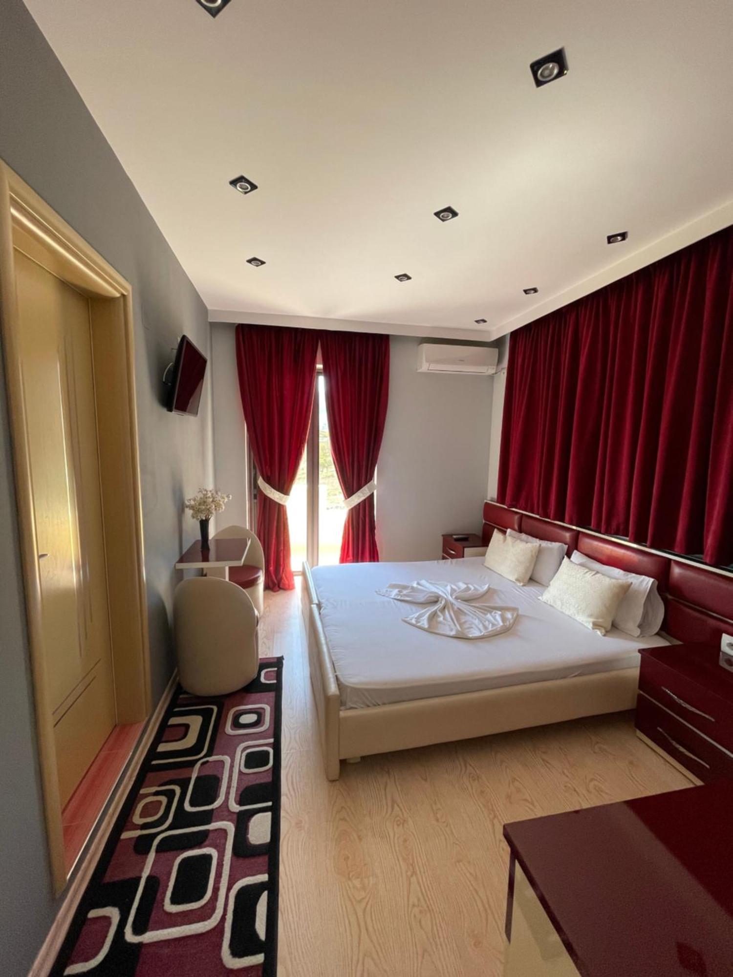 Hotel Selfo Dervisciani Exteriér fotografie